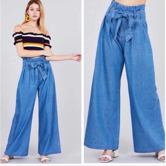 ✨LAST ONE✨Wide leg boho chic light denim jeans - Picture 2 of 8